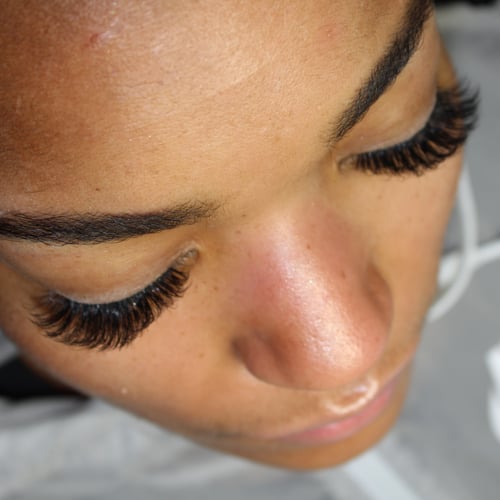 Lash Lifts | Lash Tints | Lash Extensions | mink lashes | individual lash extensions