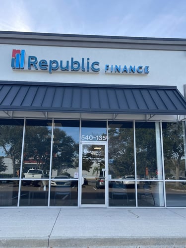Commerce Center Drive, FL Republic Finance Branch