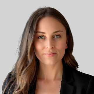 Headshot of Courtney Larner