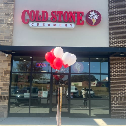 Exterior store picture of Cold Stone Creamery 24269 in Lilburn GA