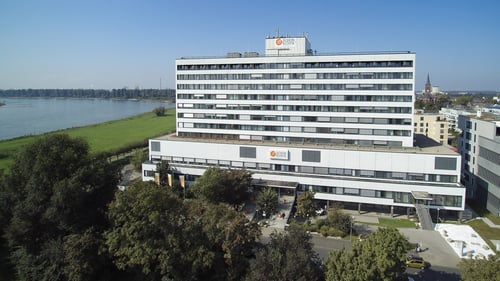 Außenansicht der Schön Klinik Düsseldorf