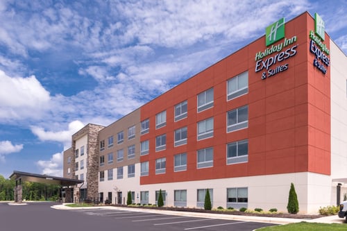 Come and enjoy a stay at Holiday Inn Express & Suites Farmville!