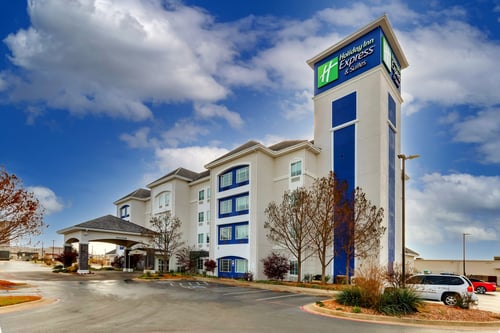 New Holiday Inn Express in Ardmore, Oklahoma
