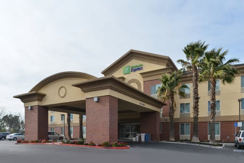 Sacramento Airport Holiday Inn Express Woodland Exterior