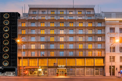 Centrally located, our Garner Hotel Vienna - Pr