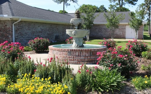 Fountain
Myers Colonial Funeral Home
3178 US-190, DeRidder, LA 70634