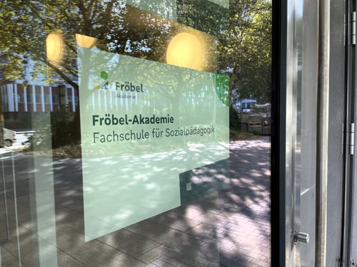 Fröbel Akademie in Berlin - Fachschule für Sozialpädagogik, © 2024 Fröbel. Alle Rechte vorbehalten.
