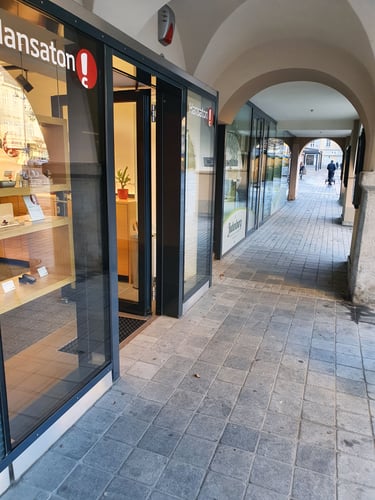 Hansaton Hörkompetenz-Zentrum Hauptplatz 19 Top 2, Judenburg von links kommend