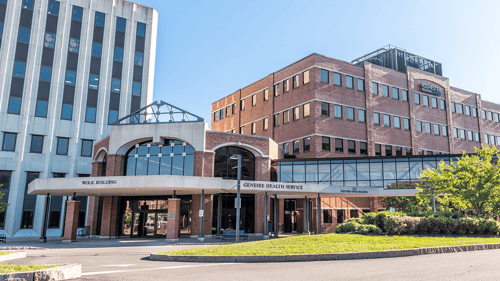 Exterior image of Rochester Regional Health Alexander Park Medical Campus in Rochester, NY