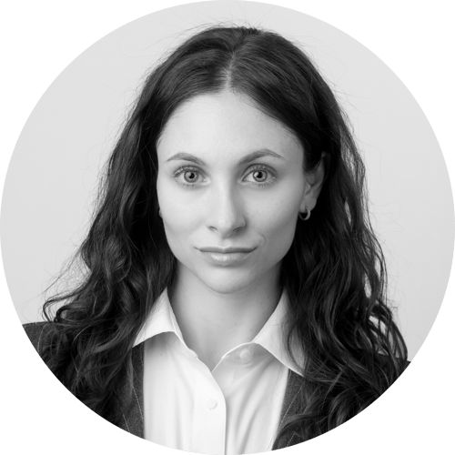 Headshot of Cassie Rosset