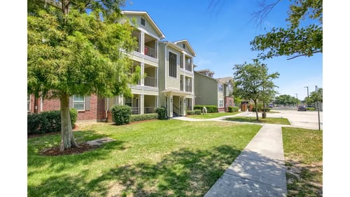 Parc Place Apartments Google Cover Photo in Chalmette, LA