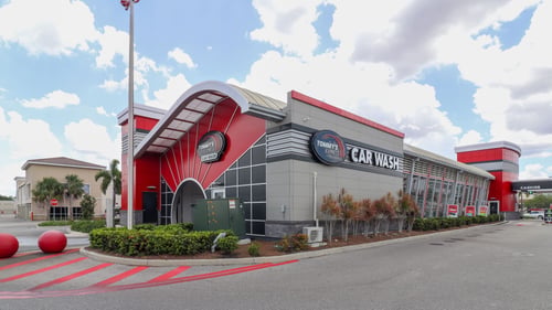 Tommy's Express Car Wash in Fort Myers, Florida on Colonial Blvd.