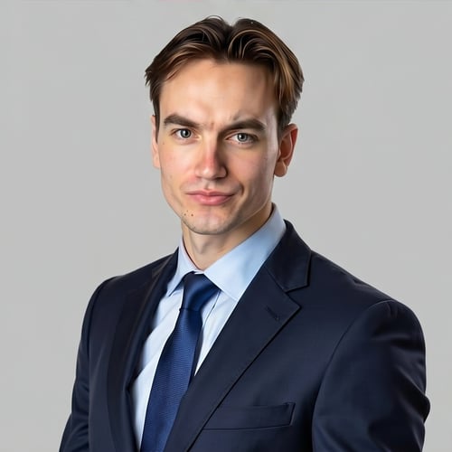 Headshot of Arthur Tyminskyy, a wealth advisor at Chase