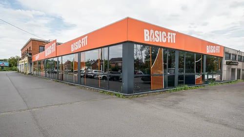 Basic-Fit Mons Ghlin Avenue du Regent 24/7 - front club outside