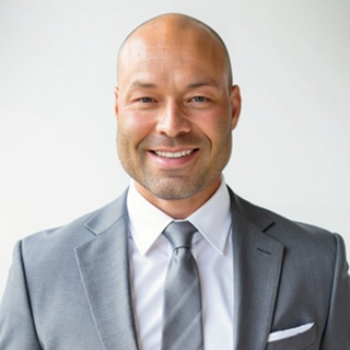 Headshot of Wade Stolz