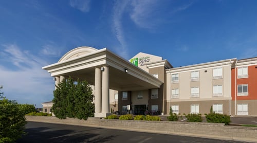 Enjoy the best guest experience in Lawrence