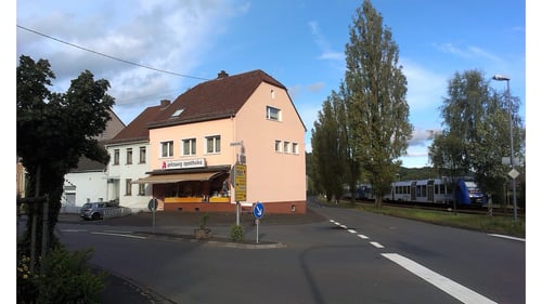Aussenansicht der Spitzweg-Apotheke