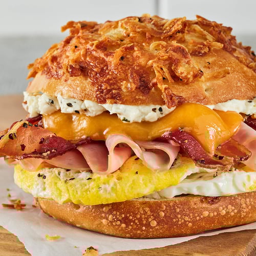 Brueggers Bagels Smokehouse Farmhouse Egg Sandwich