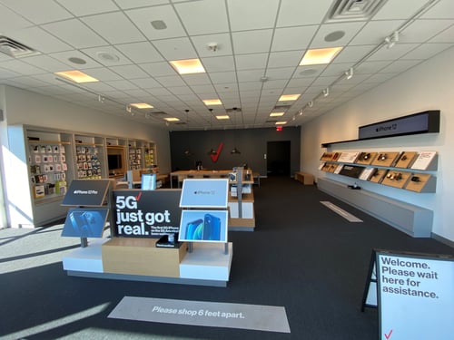 TCC, Verizon Authorized Retailer, Verizon Wireless, smartphones, tablets, smart watches, WiFi, internet, mobile accessories, upgrades, phone lines, bill analysis, prepaid phones. Samsung, Google, Apple, LG, Motorola