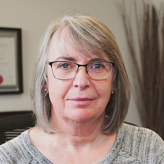 Headshot of Rachel Perron