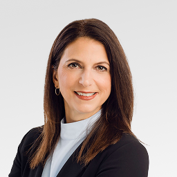 Claudia Gagnon headshot.