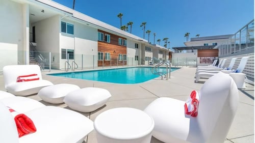 Pool at Bixby Hill in Long Beach, CA 90815