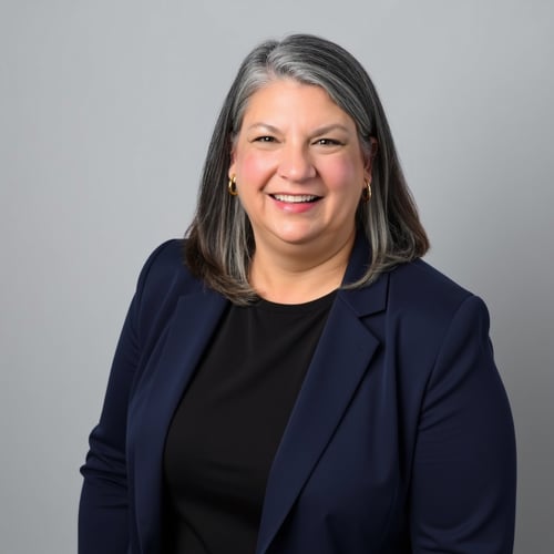 Headshot of Angela Dement, a wealth advisor at Chase