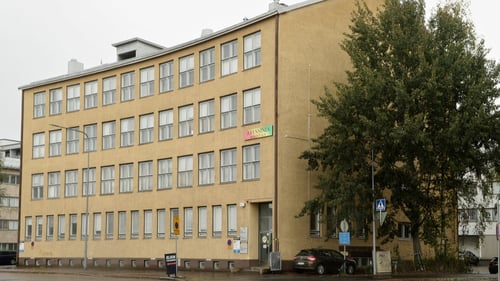 Ulkokuva rakennuksesta, jossa Kippari sijaitsee.