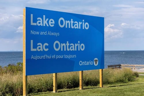 Sign at the shore of Lake Ontario.