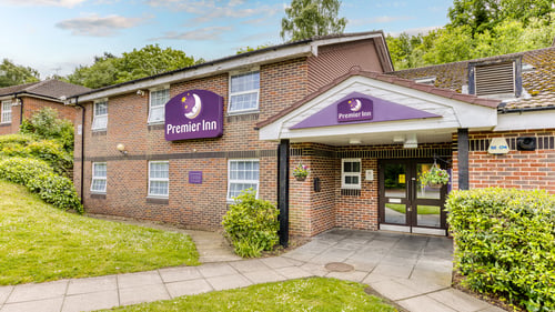 Premier Inn Maidstone/Sevenoaks hotel exterior