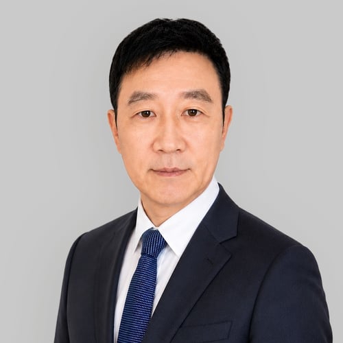 Headshot of Jason Kwon, a wealth advisor at Chase