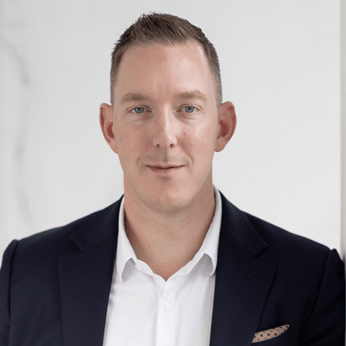 Headshot of Curtis Grainger