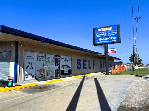 Bay City Self Storage in Matagorda County