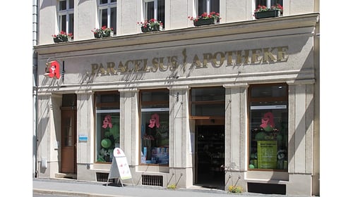 Aussenansicht der Paracelsus-Apotheke
