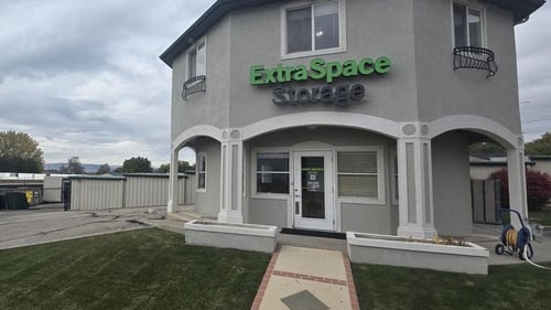 Extra Space Storage