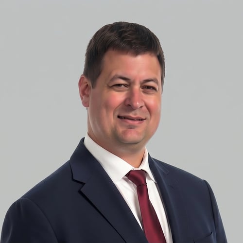 Headshot of Christopher Harford, a wealth advisor at Chase