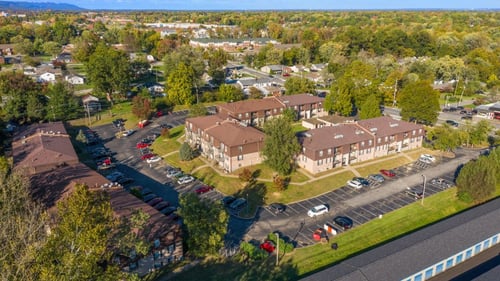 Huntley Ridge New Albany Apartments exterior