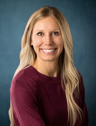 photo of Stephanie Roth, PT