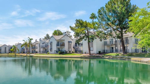 Community Pond at Lakeside partments, Chandler