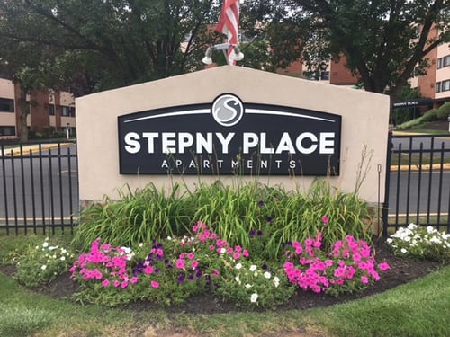 Property signage at Stepny Place in Rocky Hill, CT, 06067