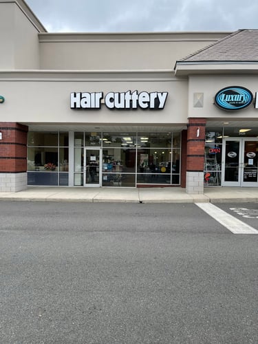 The front entrance of Hair Cuttery at Short Pump Crossing.