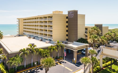 Best hotel to stay few minutes away from local attractions.