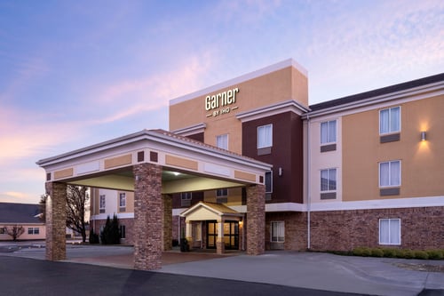 Garner Hotel Liberal North at sunrise