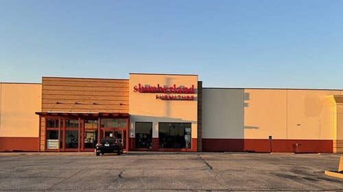 St. Louis Slumberland Furniture storefront