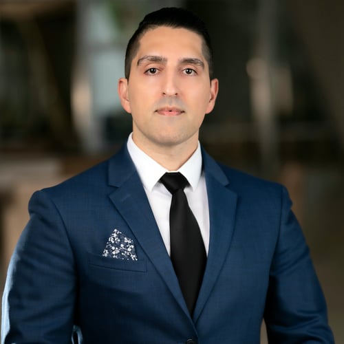 Vahid Tahmasebi Rad Headshot Image