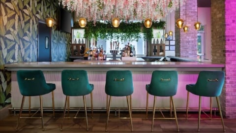 An escape from the routine, the Secret Garden Bar showcases both the uniqueness of our hotel and the beauty of Buckhead. Enjoy our on-site indoor/outdoor dining spot and bar in Atlanta, GA, which serves organic cocktails and locally crafted brews.