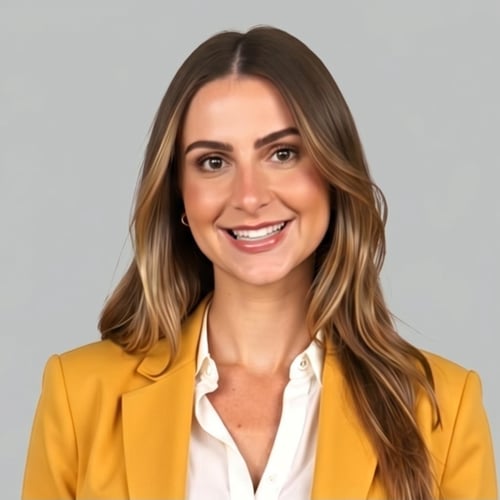 Headshot of Lily Black, a wealth advisor at Chase