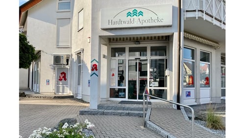 Aussenansicht der Hardtwald-Apotheke