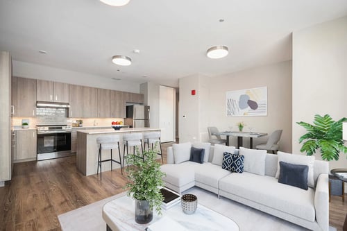 kitchen and living room at Thrive Exchange in Chicago, IL 60617