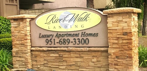 Apartment Community in Riverside at Riverwalk Landing Apartments